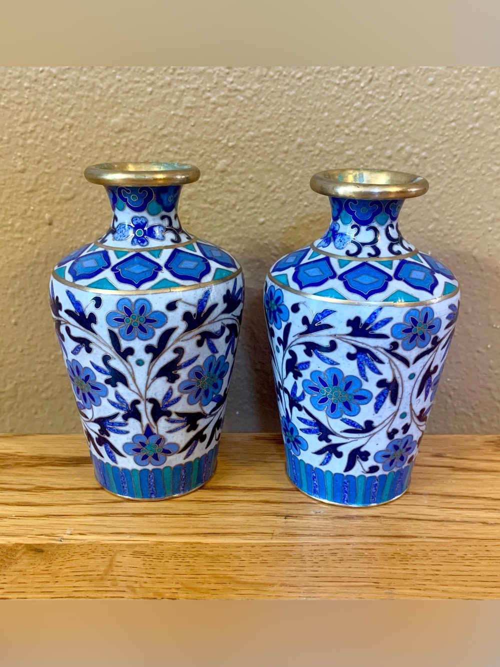 Vintage Cloisonne Bud Vases 4” Asian Antique Vase Small Blue And White Pair